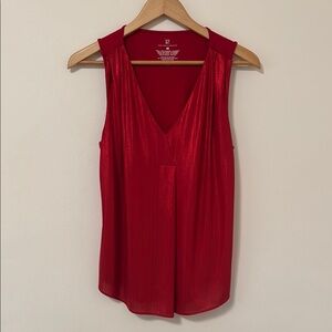 New York & Company Shimmery Red V-Neck Sleeveless Camisole